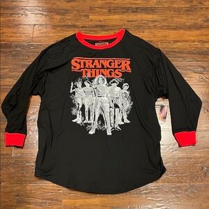 NWT Stranger Things Black & Red Graphic Long Sleeve Sleepshirt Size L